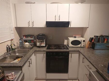 2 Bedroom Apartment in Burgundy Estate