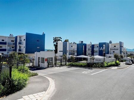 2 Bedroom Apartment in Langeberg Ridge