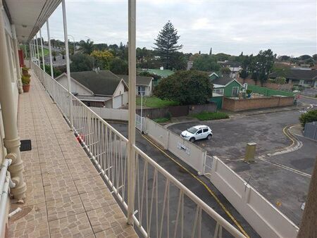 2 Bedroom Apartment in Blomtuin