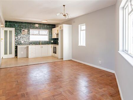 1 Bedroom Apartment in Sea Point