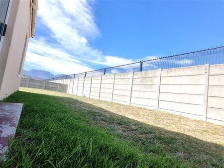 2 Bedroom House in Broadlands