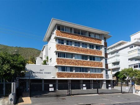 3 Bedroom Apartment in Sea Point