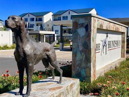 2 Bedroom Apartment in Somerset West Central