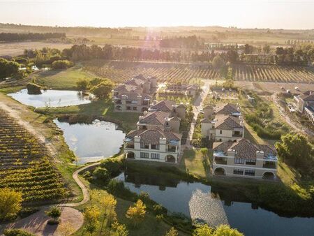 Studio apartment in Sante Winelands Estate
