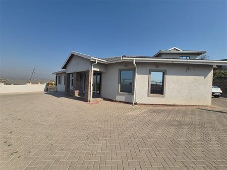 3 Bedroom House in Umlazi