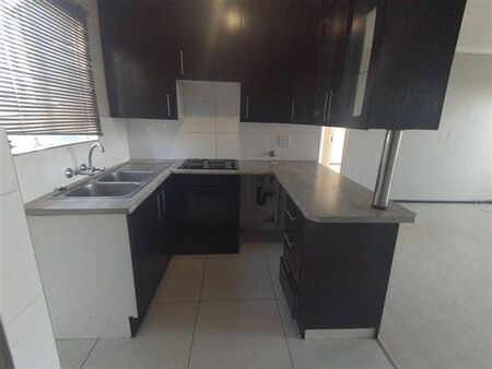 2 Bedroom Apartment in Radiokop