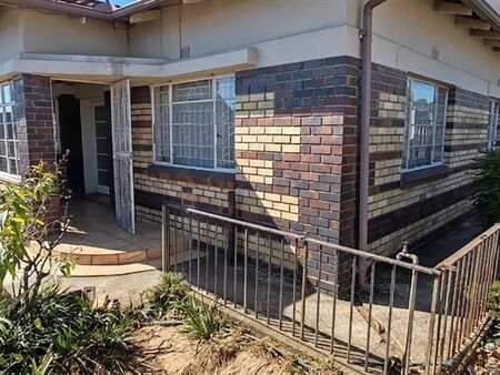 3 Bedroom House in Krugersdorp West