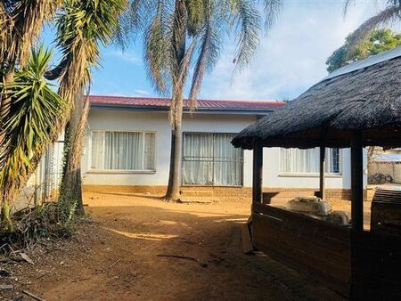 3 Bedroom House in Kwaggasrand