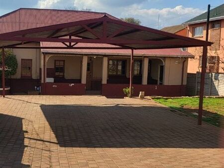 3 Bedroom House in Silverton