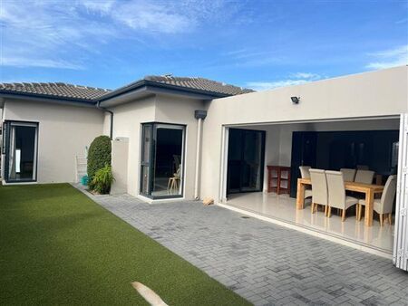 4 Bedroom House in Parklands North