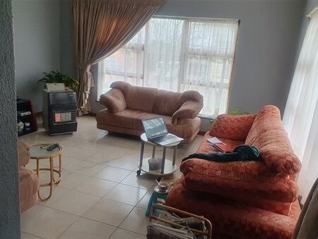 4 Bedroom House in Welgelegen