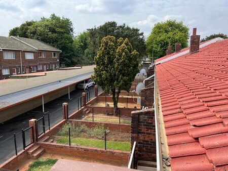 1 Bedroom apartment to rent in Fontainebleau, Randburg