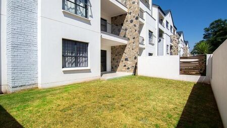 3 Bedroom apartment to rent in Crowthorne Ah, Midrand
