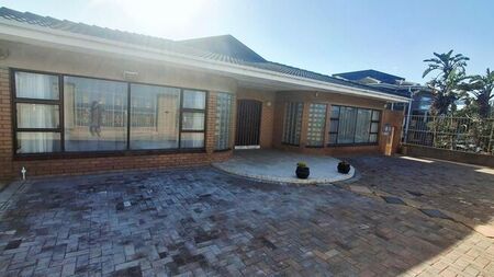 4 Bedroom house to rent in Merebank East, Durban