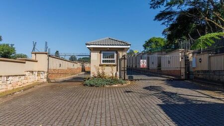2 Bedroom apartment to rent in Kloof