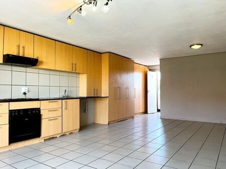 Bachelor Apartment to rent in Tijgerhof, Milnerton