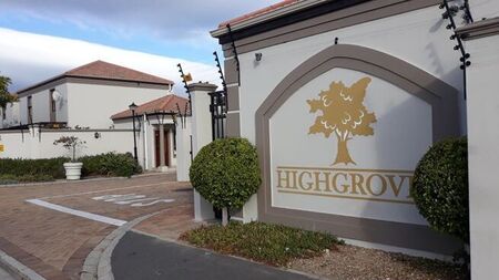 3 Bedroom house to rent in Kirstenhof, Cape Town