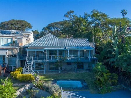 4 Bedroom House in Bonza Bay