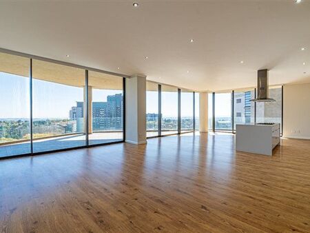 3 Bedroom Apartment in Morningside