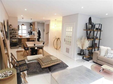 2 Bedroom Apartment in Bryanston