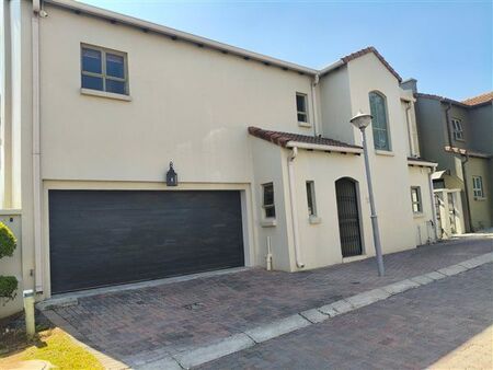 3 Bedroom House in Sandown