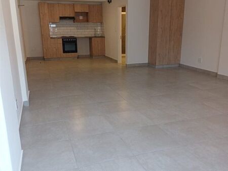 Bachelor apartment in Illovo