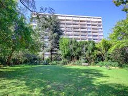 1 Bedroom Apartment in Parktown