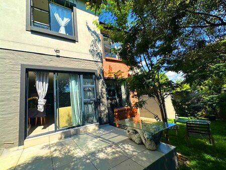 3 Bedroom Townhouse in Ferndale