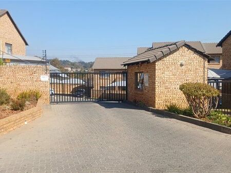 2 Bedroom Apartment in Corlett Gardens