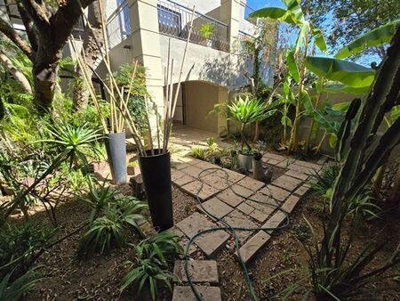 1 Bedroom Apartment in Douglasdale