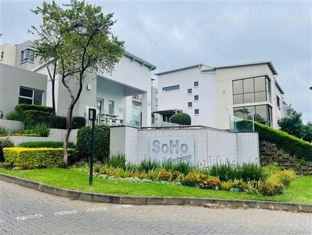 2 Bedroom Apartment in Fourways