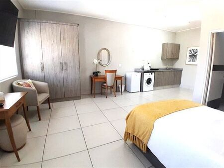1 Bedroom House in Fourways