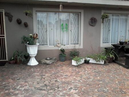 1 Bedroom House in Three Rivers