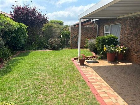 2 Bedroom Simplex in Edenvale
