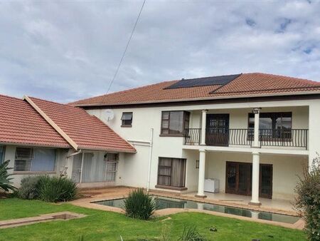 5 Bedroom House in Dalpark