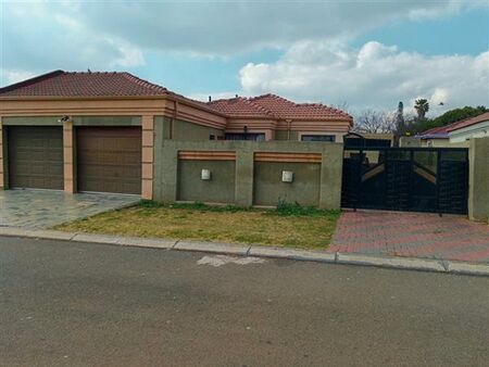 2 Bedroom House in Dawnpark