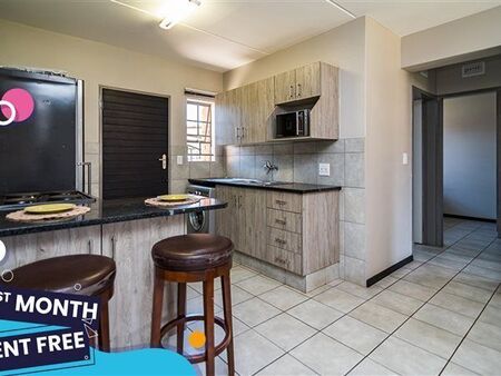2 Bedroom Apartment in Rooihuiskraal North
