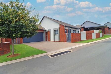 3 Bedroom Townhouse in Amberfield