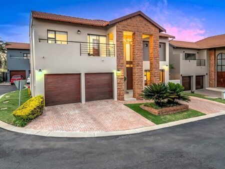 3 Bedroom House in Midstream Estate
