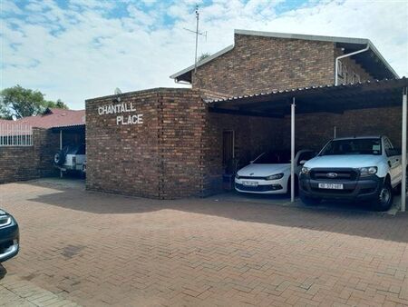 3 Bedroom Townhouse in Erasmia