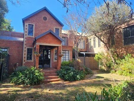 5 Bedroom House in Centurion Golf Estate