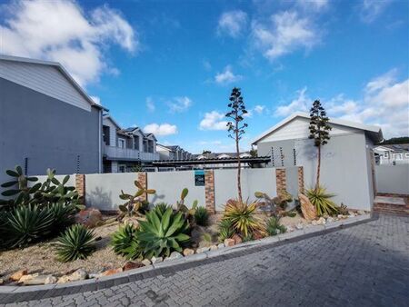 2 Bedroom Apartment in Port Elizabeth Central