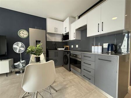 1 Bedroom Apartment in Summerstrand