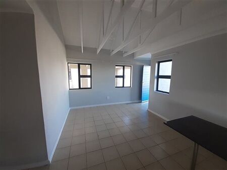 2 Bedroom Simplex in Parsons Vlei