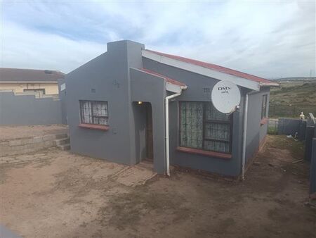 2 Bedroom House in Kwadwesi