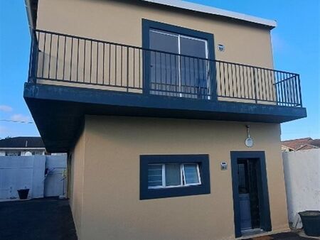 2 Bedroom Apartment in Sydenham