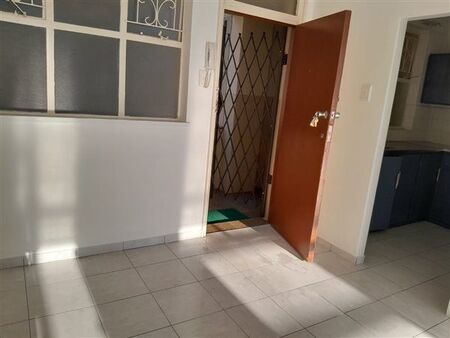 1 Bedroom Apartment in North Beach