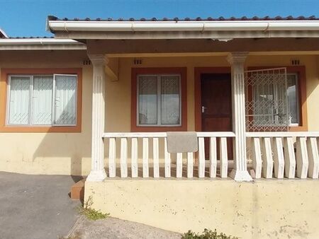 3 Bedroom House in Umhlatuzana