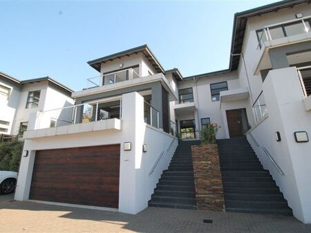 3 Bedroom Townhouse in Brettenwood Coastal Estate