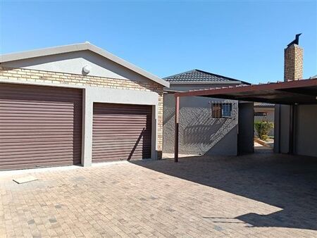 4 Bedroom House in Discovery